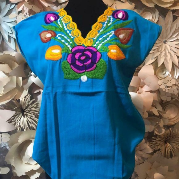 Mexican womans embroidered blouse day of the dead - Picture 2 of 2